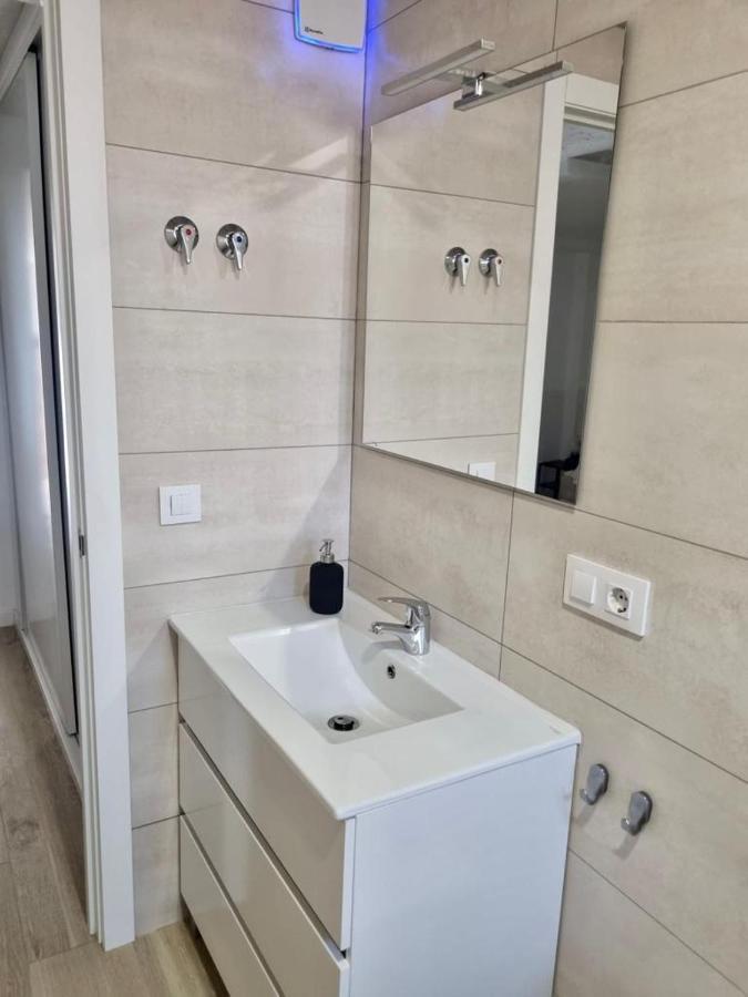 Apartamentos Rg Hospital Valme Σεβίλλη Εξωτερικό φωτογραφία
