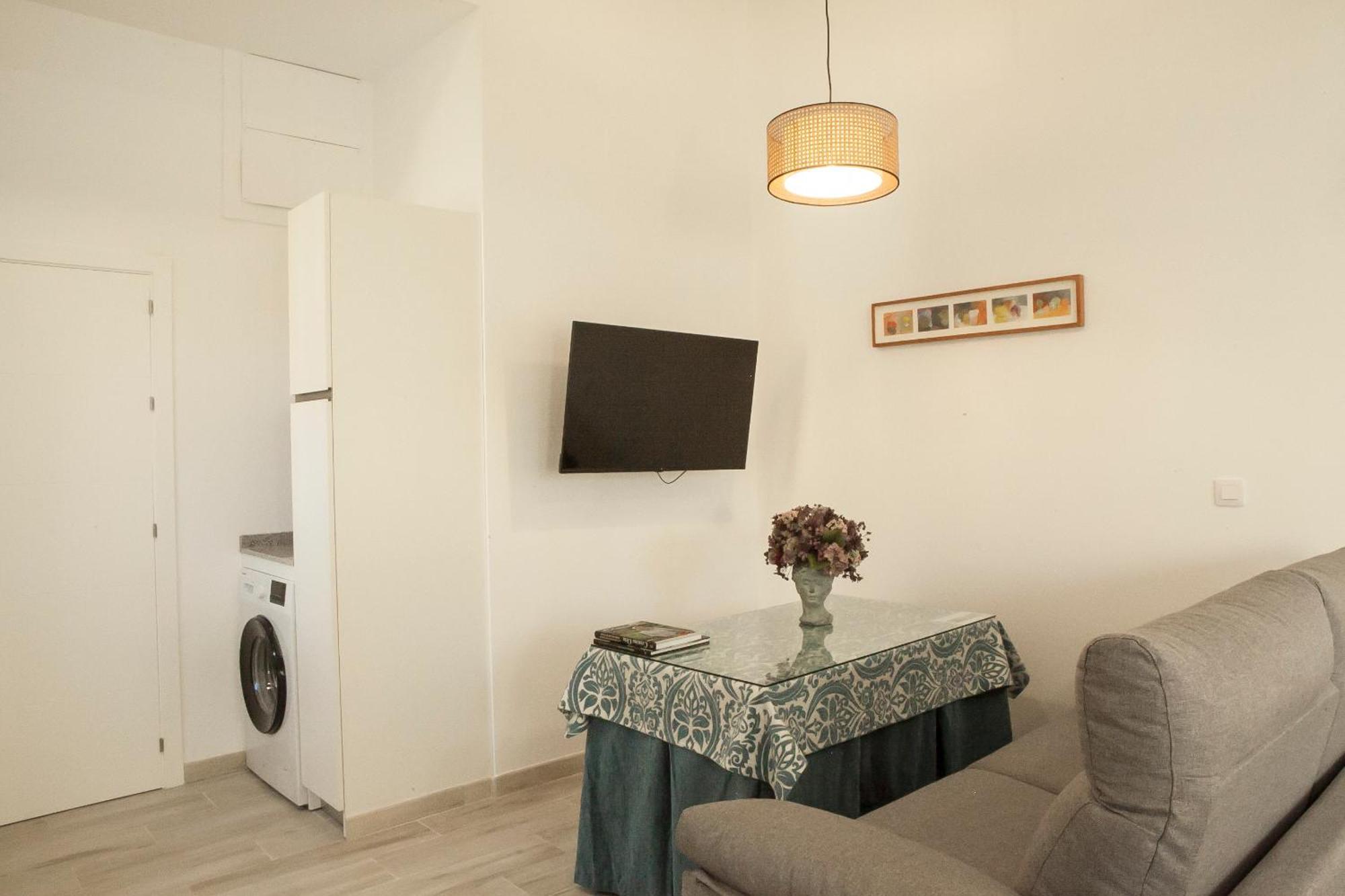 Apartamentos Rg Hospital Valme Σεβίλλη Εξωτερικό φωτογραφία