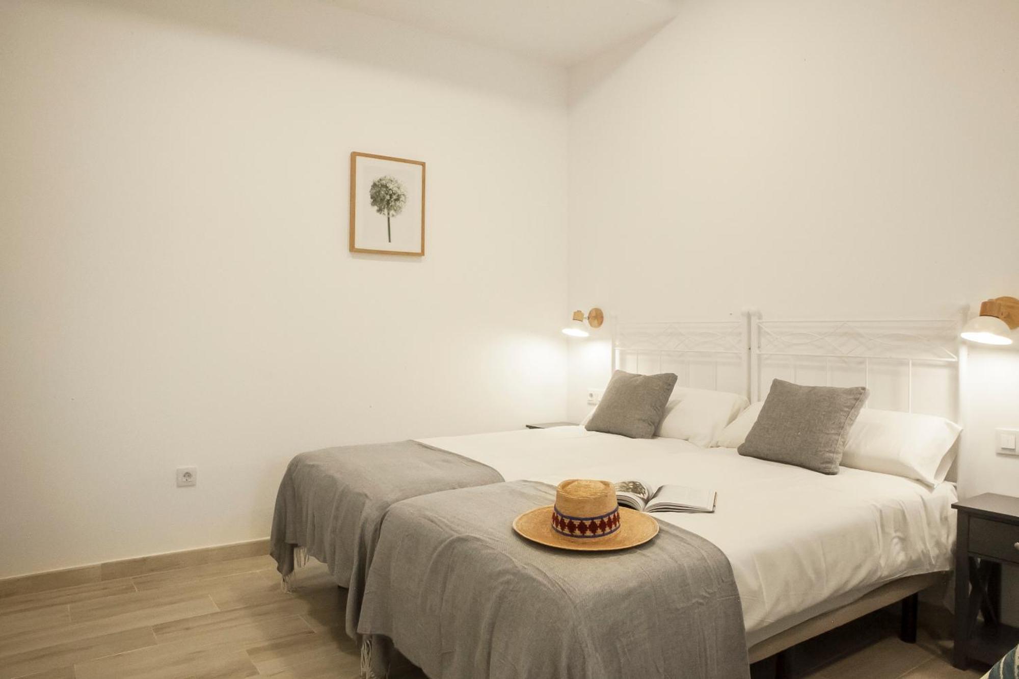 Apartamentos Rg Hospital Valme Σεβίλλη Εξωτερικό φωτογραφία