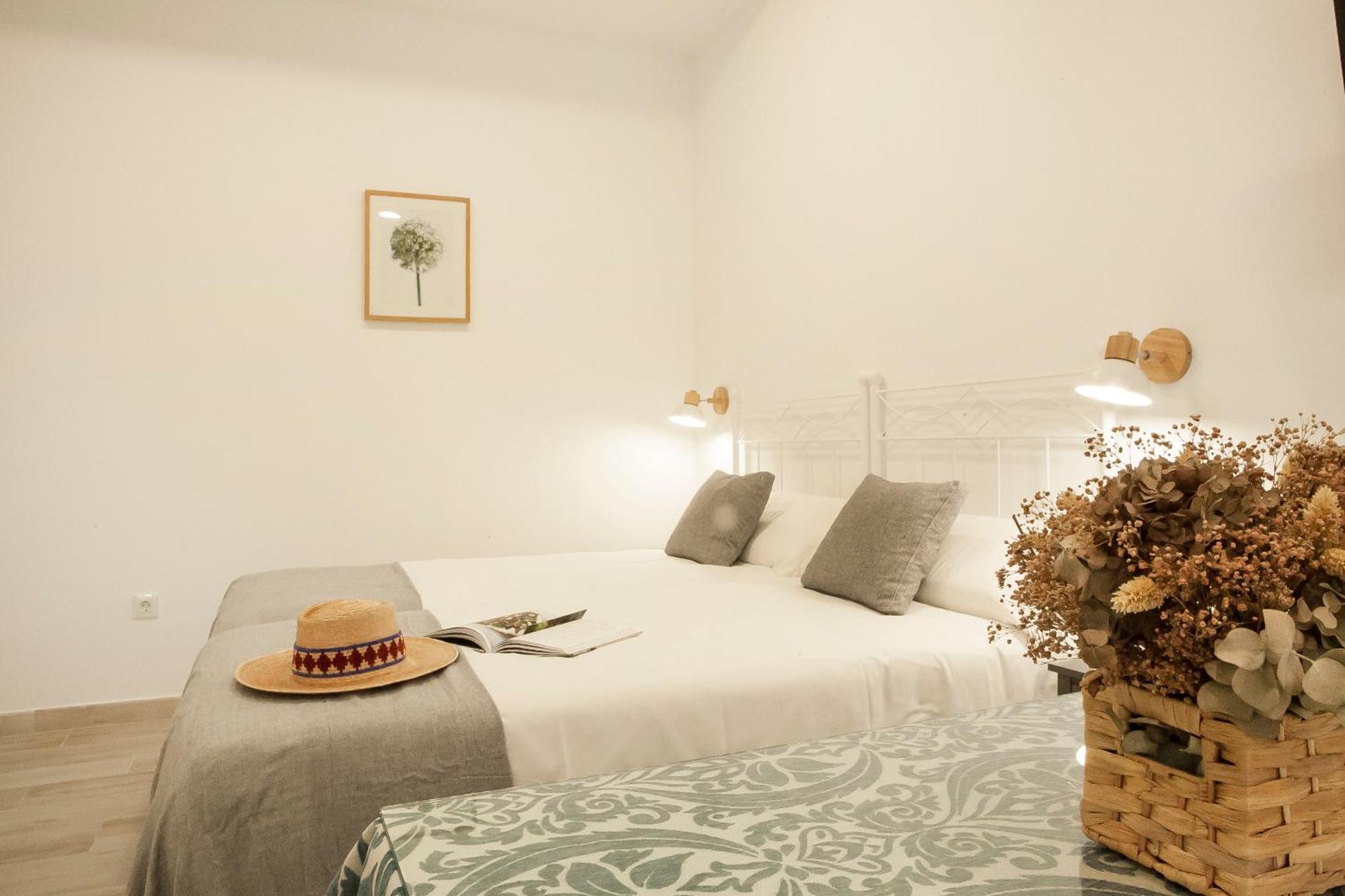 Apartamentos Rg Hospital Valme Σεβίλλη Εξωτερικό φωτογραφία