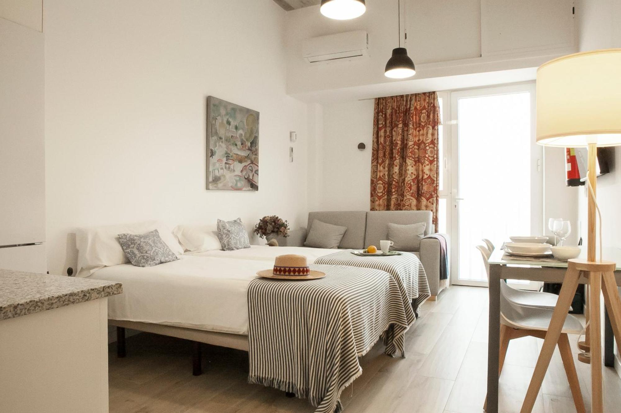 Apartamentos Rg Hospital Valme Σεβίλλη Εξωτερικό φωτογραφία